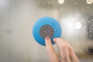 Bluetooth speaker onder de douche