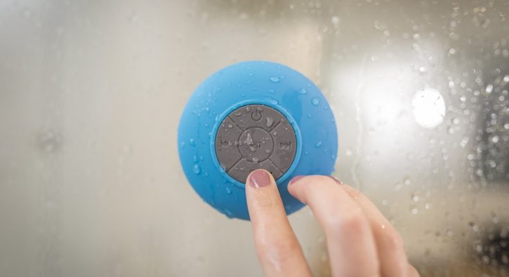 Bluetooth speaker onder de douche